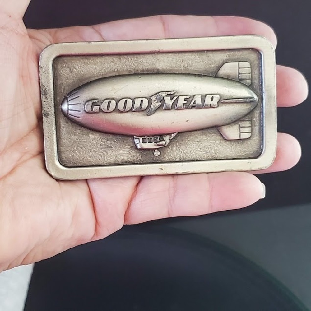 GOODYEAR Vintage 1974 Blimp G96 Pewter Belt Buckle Advertising Airship Promo